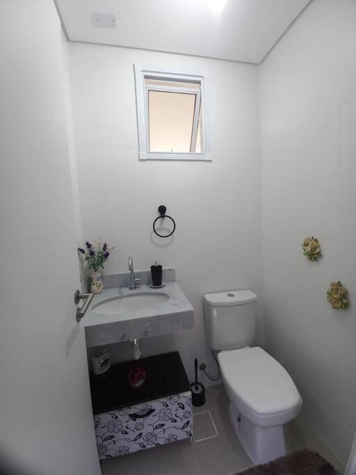 Lindo E Aconchegante Apartamento อูบาตูบา ภายนอก รูปภาพ